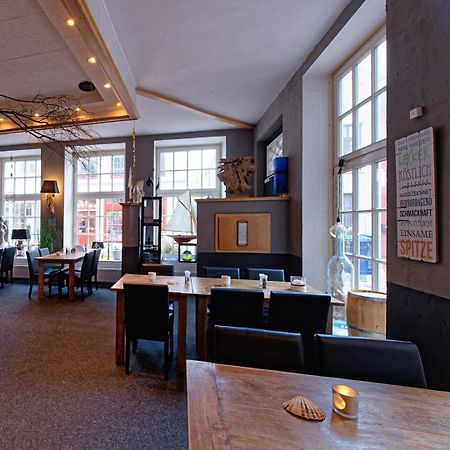 ホテル Restaurant Haus Hamburg レーア エクステリア 写真