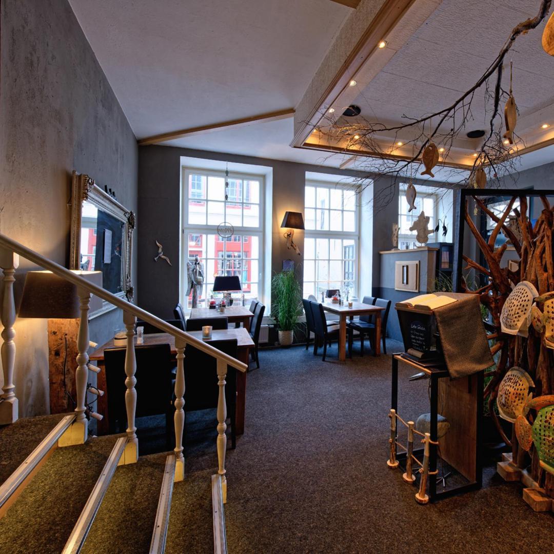 ホテル Restaurant Haus Hamburg レーア エクステリア 写真